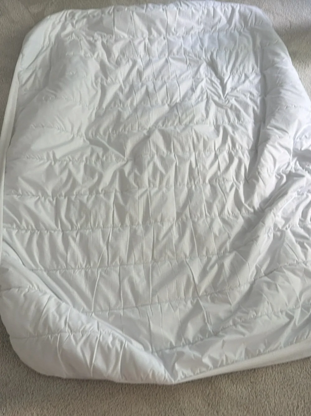 White Quilted Fitted Mattress Protector - Soft Waterproof Bedding